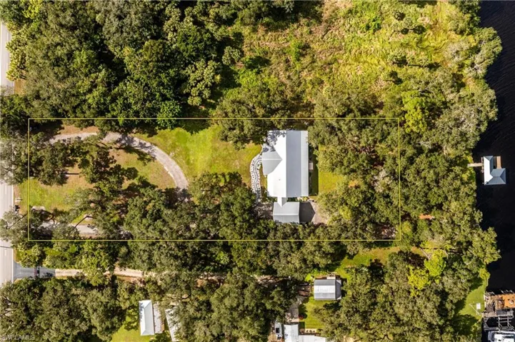 Birds eye view of property
