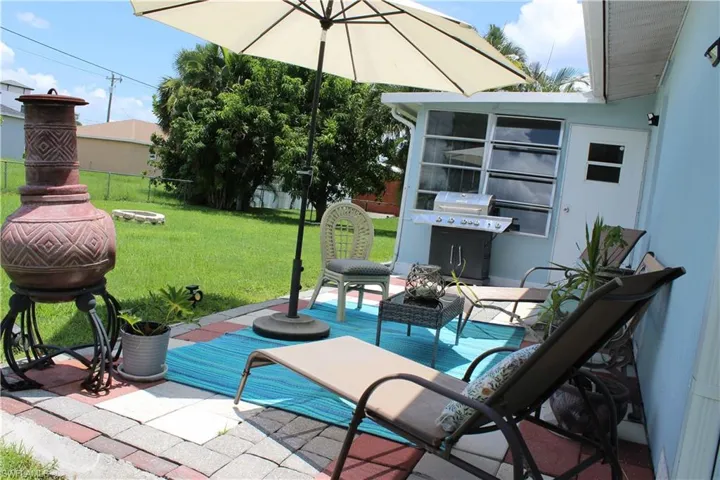 View of patio / terrace with area for grilling