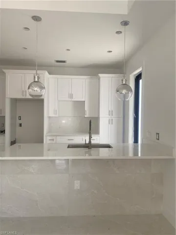 3288  60th NE AVE, Naples, FL 34120