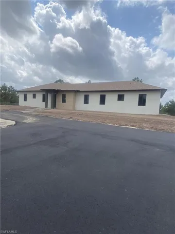 3288  60th NE AVE, Naples, FL 34120