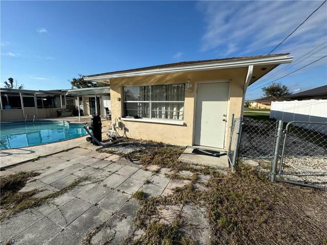 1312 SE 25th  LN, Cape Coral, FL 33904