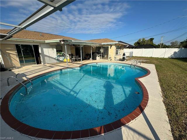1312 SE 25th  LN, Cape Coral, FL 33904