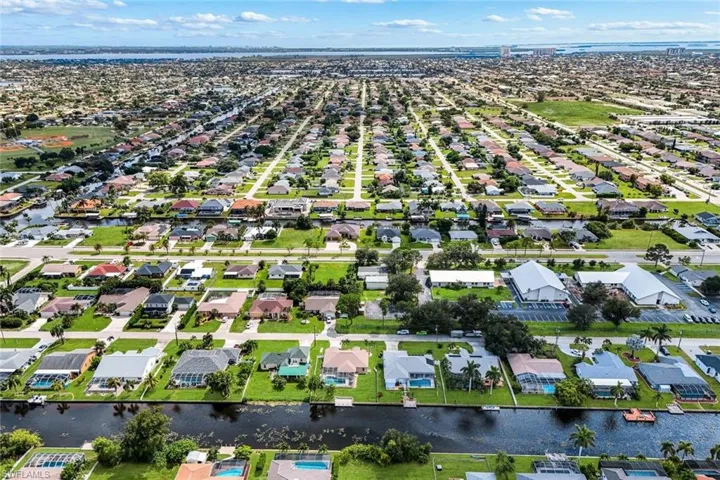 615 Sw 39th Ter, Cape Coral, Florida 33914