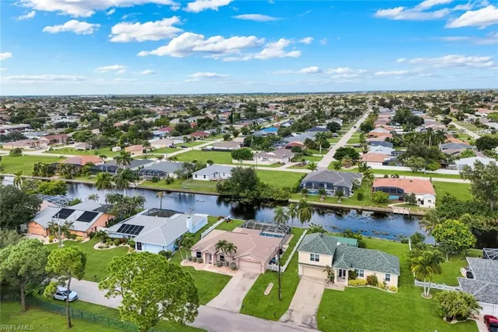 615 Sw 39th Ter, Cape Coral, Florida 33914