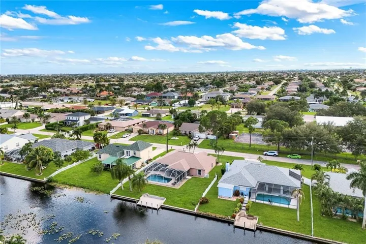 615 Sw 39th Ter, Cape Coral, Florida 33914