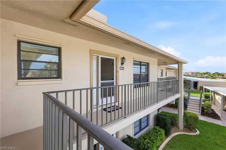 4005 Se 19th Pl 8, Cape Coral, Florida 33904