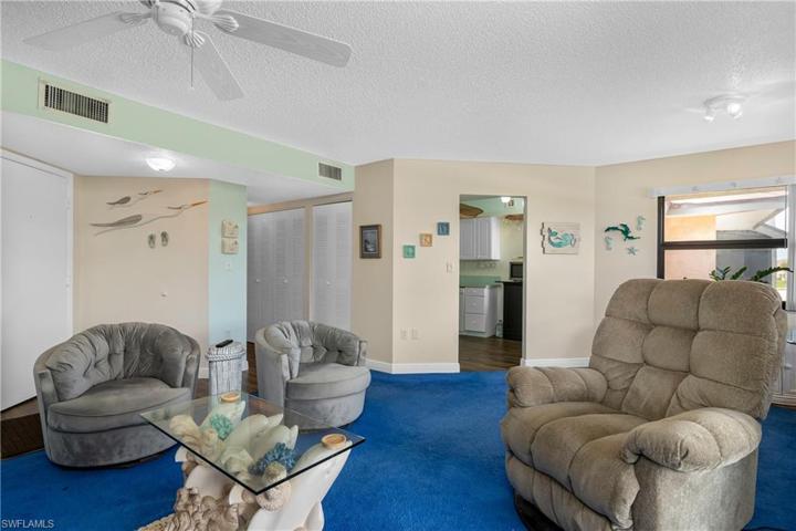 Looking into Kitchen and Hallway