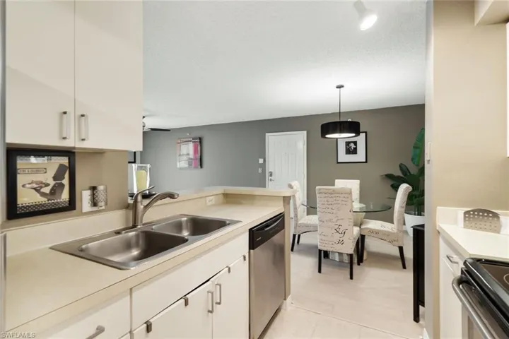 8960  Colonnades E CT, Bonita Springs, FL 34135