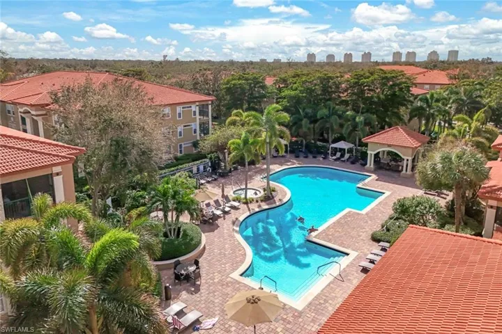 8960  Colonnades E CT, Bonita Springs, FL 34135