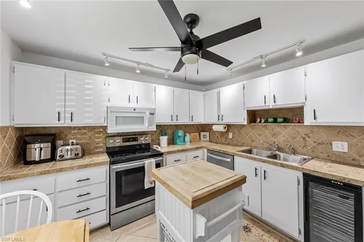 171  Quails Nest  RD, Naples, FL 34112