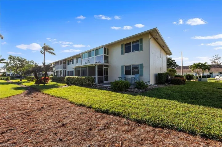 Large patio off of the lanai
