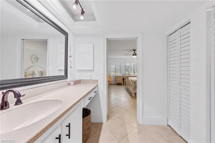 171  Quails Nest  RD, Naples, FL 34112