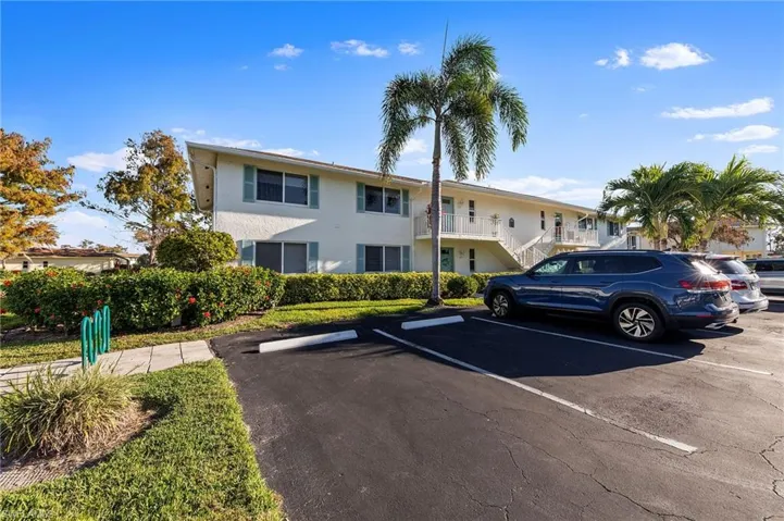 171  Quails Nest  RD, Naples, FL 34112