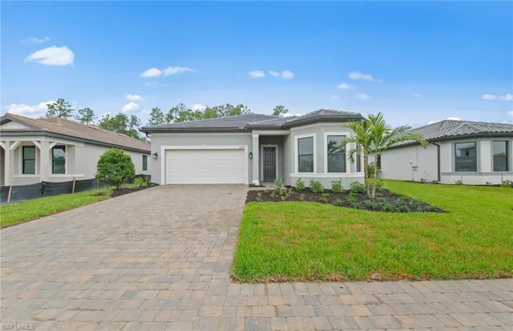 2107  Freemont  WAY, Naples, FL 34120