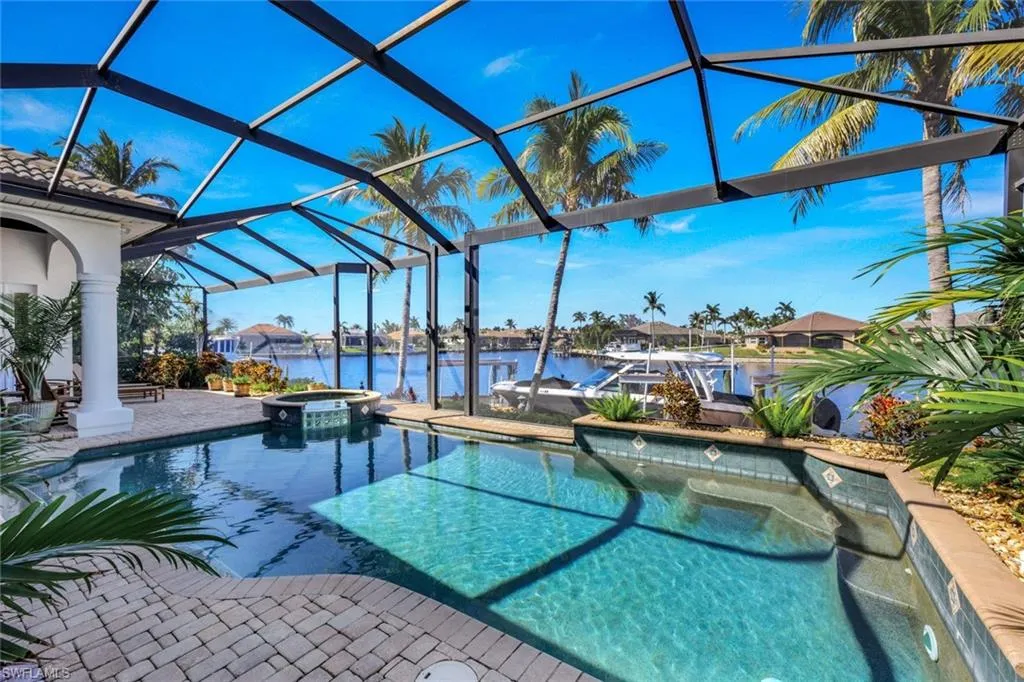 1819 Harbour CIR, Cape Coral, FL 33914,225036963