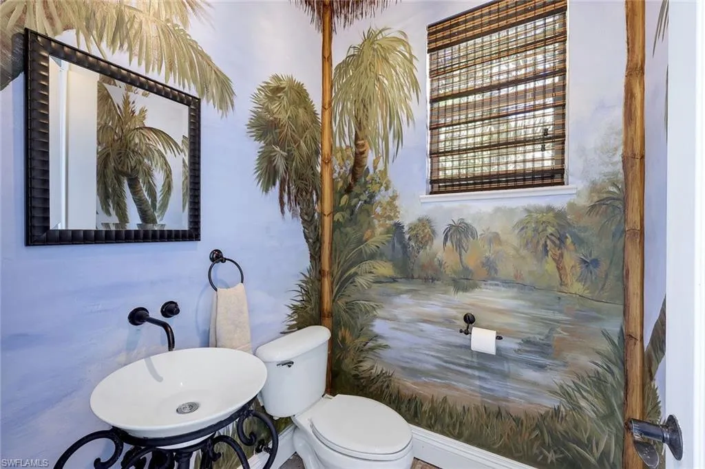 1819 Harbour CIR, Cape Coral, FL 33914,225036963