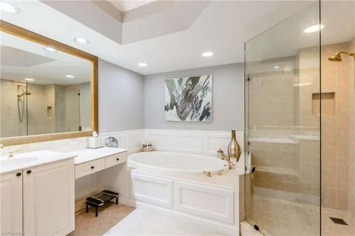 WALK IN SHOWER