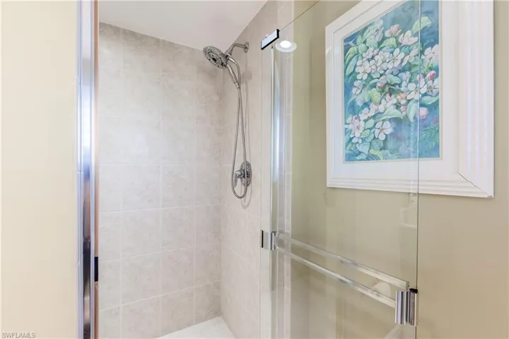 GUEST BATH 3