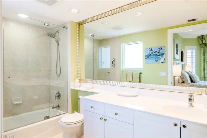 GUEST BATH 2