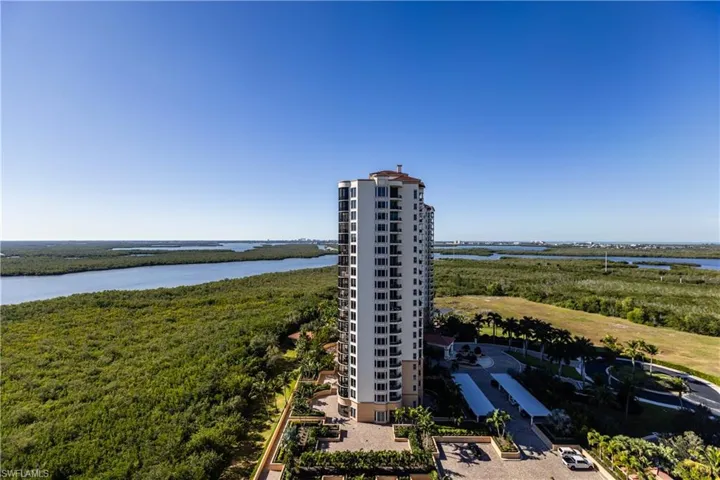 VIEWS TO THE GULF!