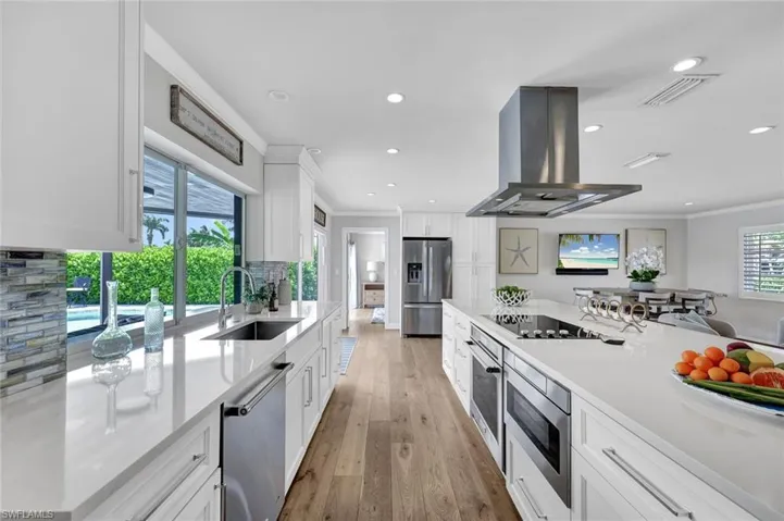 2140 Shad Ct, Naples, Florida 34102