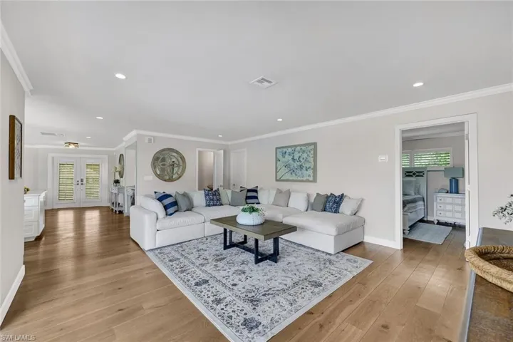2140 Shad Ct, Naples, Florida 34102