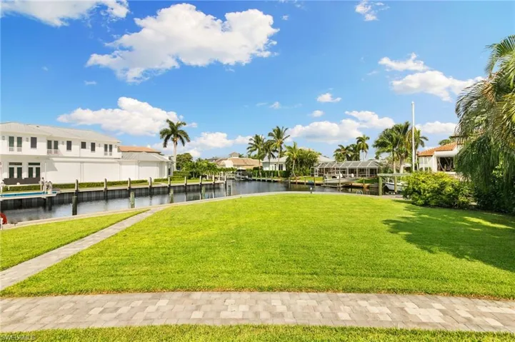 2140 Shad Ct, Naples, Florida 34102