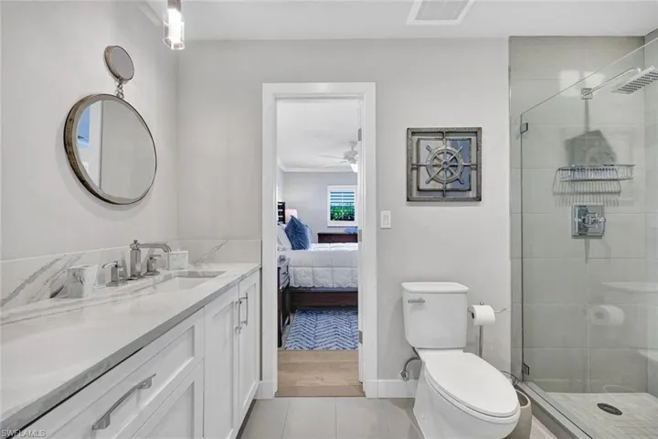 Bath between bedroom 3 and 4