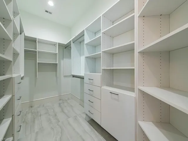 60 Seagate Dr 305, Naples, Florida 34103