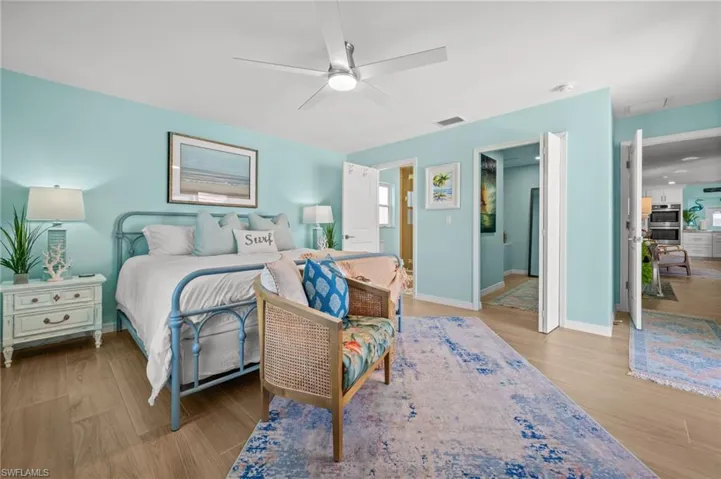 1432 Venetian Ct, Cape Coral, Florida 33904