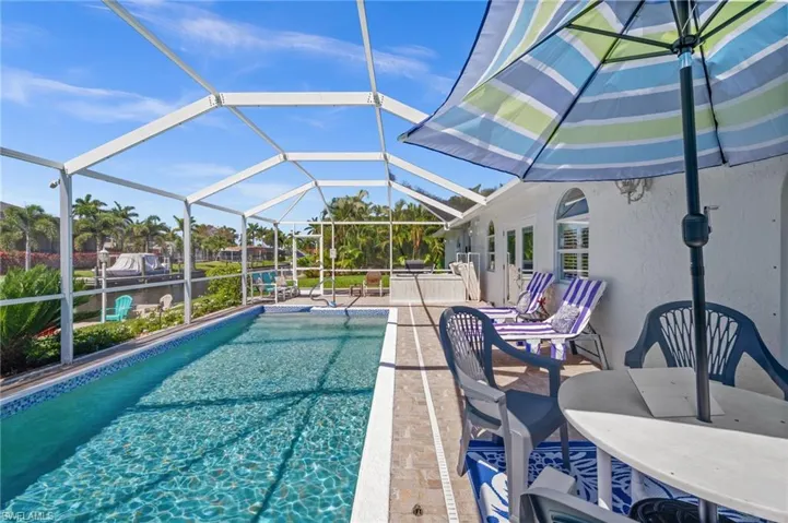 1432 Venetian Ct, Cape Coral, Florida 33904