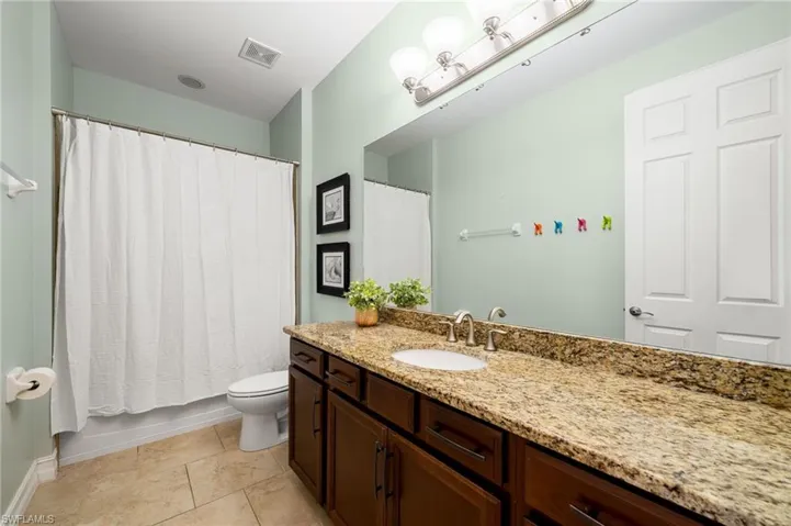 Guest Bath upstairs
