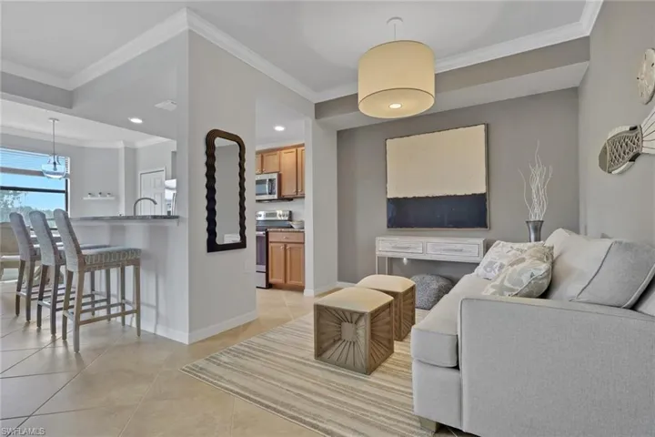 9560 Trevi Ct 4812, Naples, Florida 34113