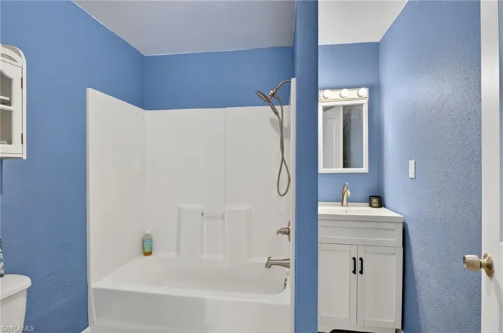 1934 Flamingo Dr, North Fort Myers, Florida 33917