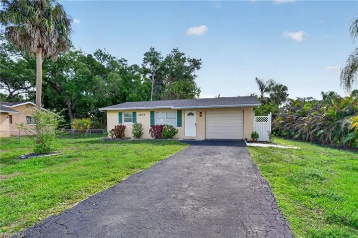 1934 Flamingo Dr, North Fort Myers, Florida 33917