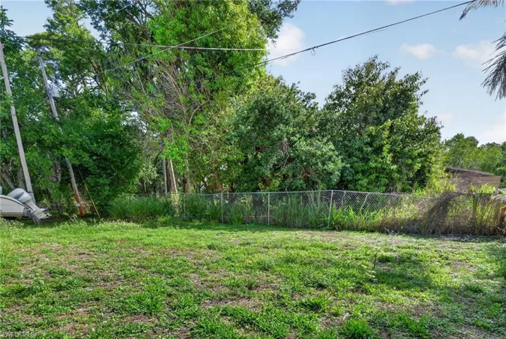 1934 Flamingo Dr, North Fort Myers, Florida 33917