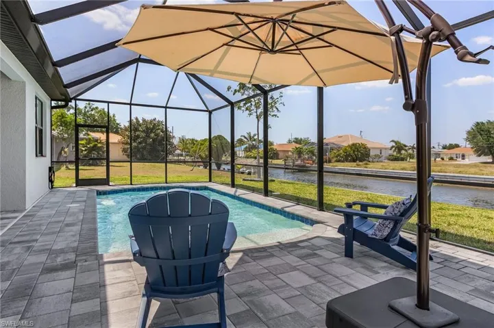 137 SE 23rd  TER, Cape Coral, FL 33990