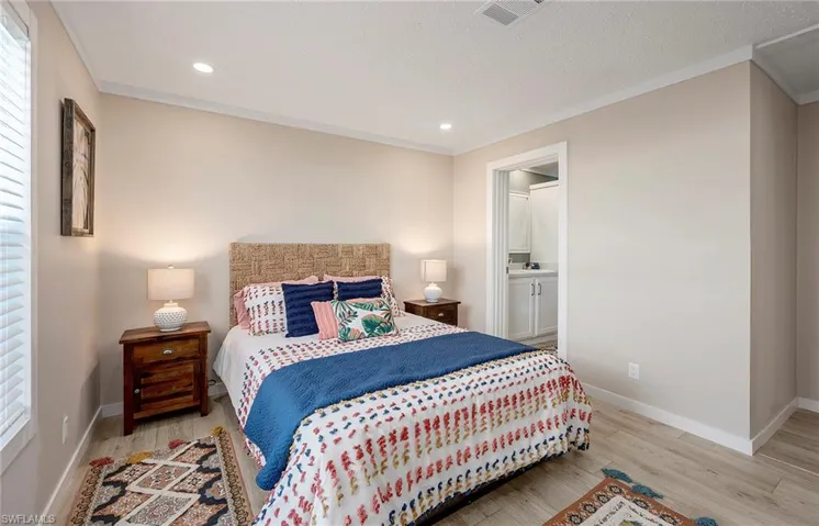 93  Poinsettia  DR, Fort Myers, FL 33905