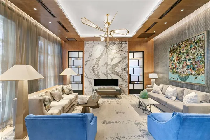 6897 Grenadier Blvd 704, Naples, Florida 34108
