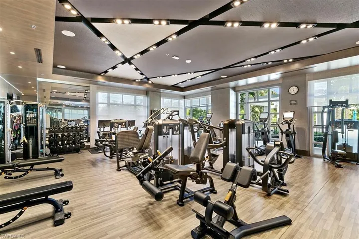 6897 Grenadier Blvd 704, Naples, Florida 34108