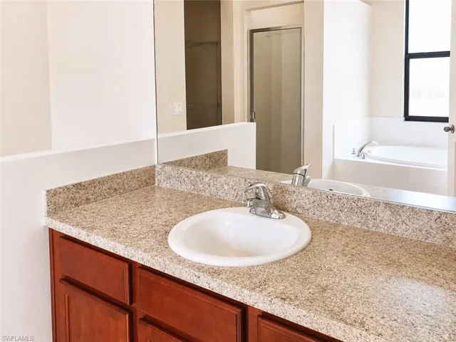 705 Sw 23rd Ter, Cape Coral, Florida 33991