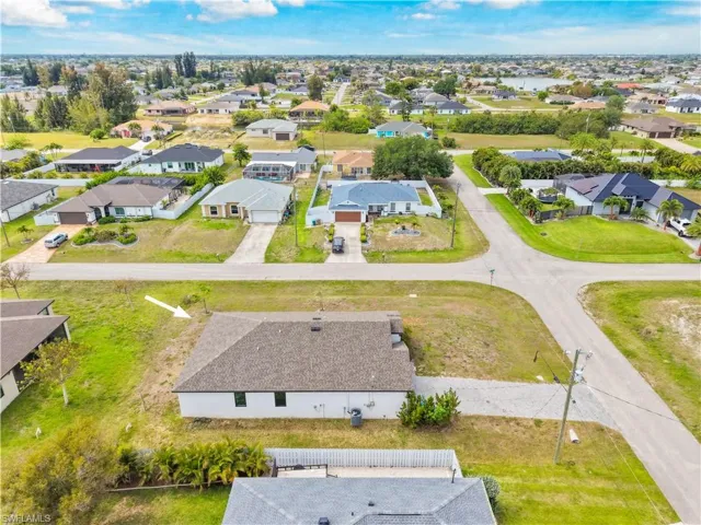 2021 Ne 4th Ave, Cape Coral, Florida 33909