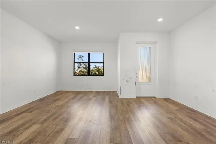 2021 Ne 4th Ave, Cape Coral, Florida 33909