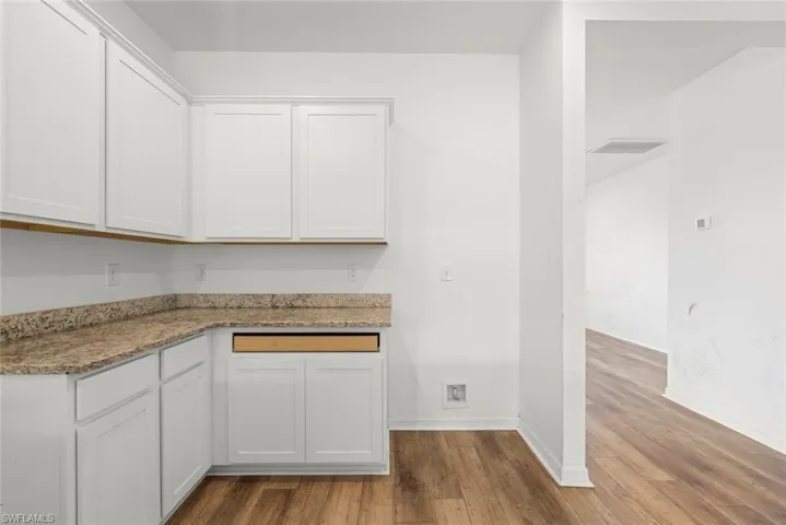 2021 Ne 4th Ave, Cape Coral, Florida 33909