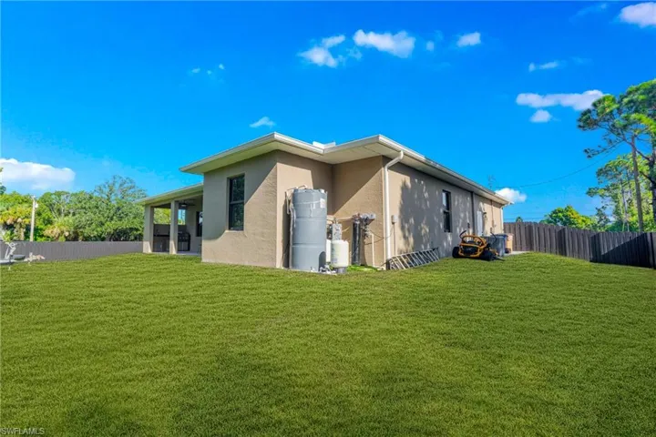 810 Sentinela Blvd, Lehigh Acres, Florida 33974