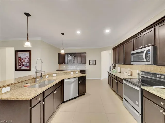 822  Lystra  AVE, Fort Myers, FL 33913