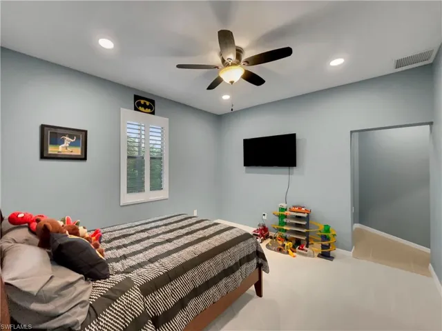 822  Lystra  AVE, Fort Myers, FL 33913