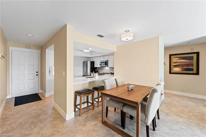 5250  Fox Hollow  DR, Naples, FL 34104