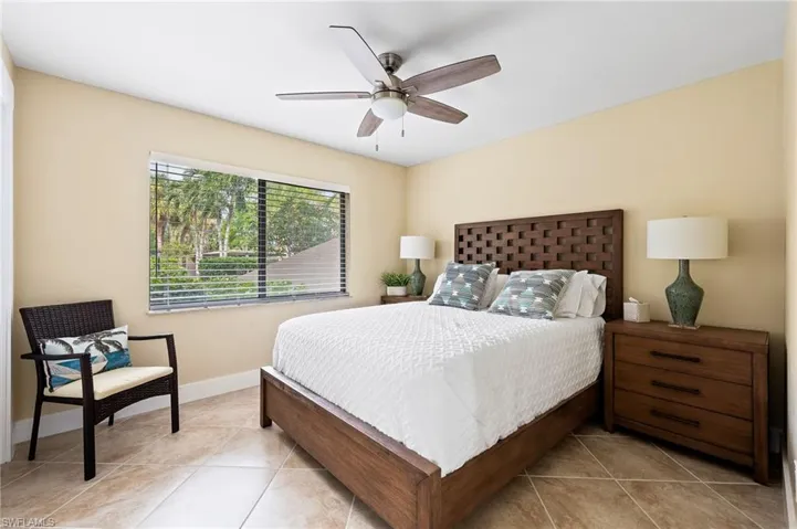 5250  Fox Hollow  DR, Naples, FL 34104