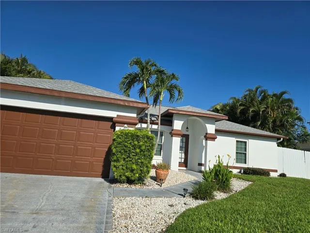 2136 Se 8th Ave, Cape Coral, Florida 33990